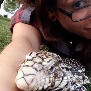 Meet your Posher, Arielle